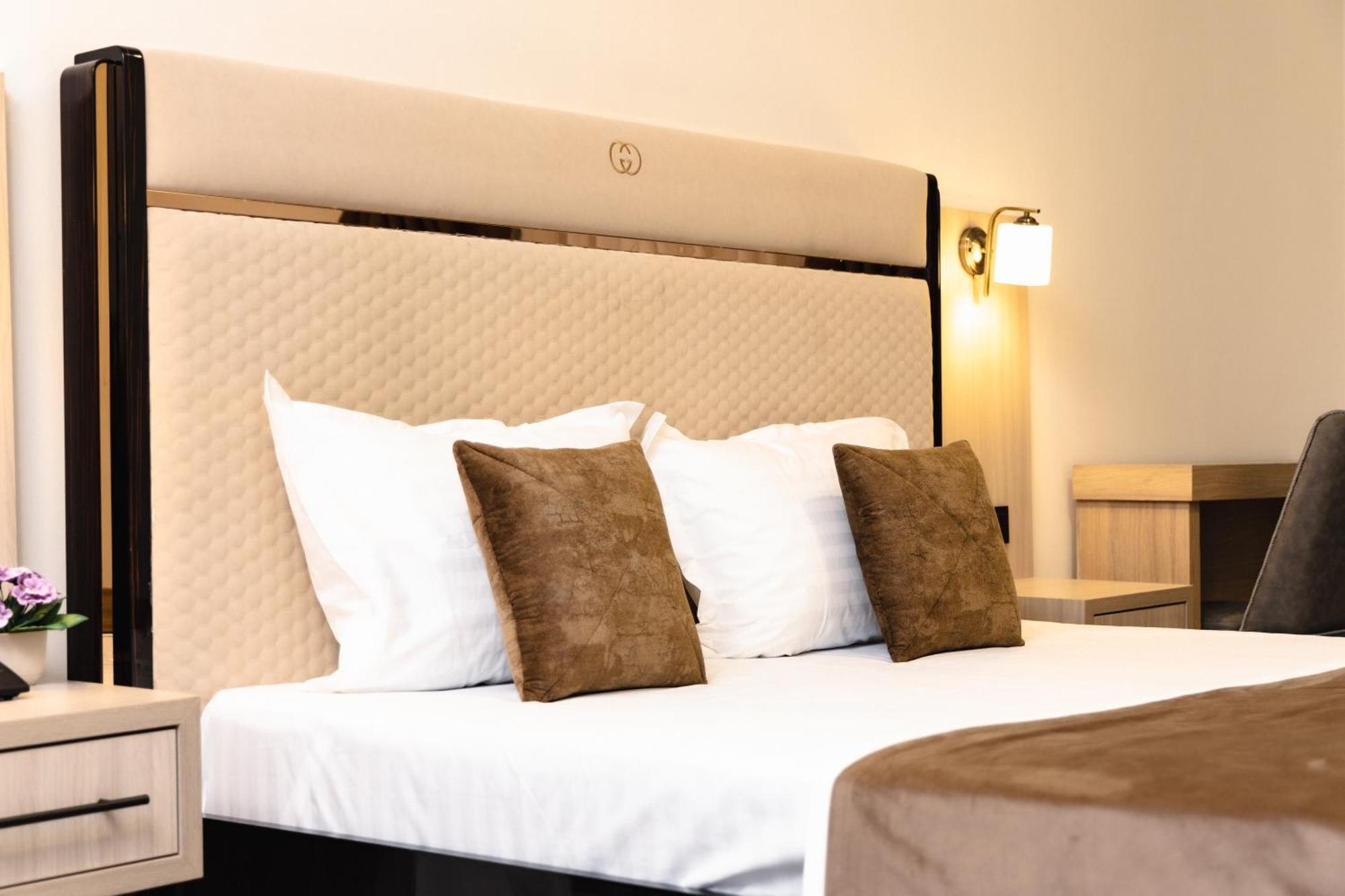 Art Royal Hotel Taşkent Dış mekan fotoğraf